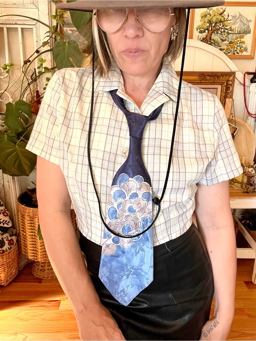 Vintage 1950’s Mid Century Bowling Sad Fat Neck Tie Androgynous Style
